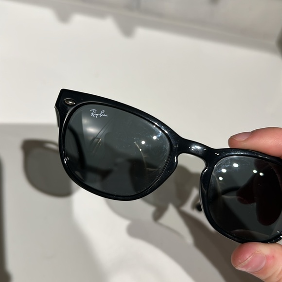 Ray Ban RB 4140 601 49/20 145 3N Sunglasses main image 8